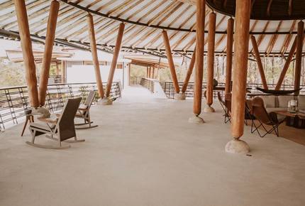 Casa Aya - Fully Staffed High Luxe Estate in Popular Apapoima - Anapoima, Colombia