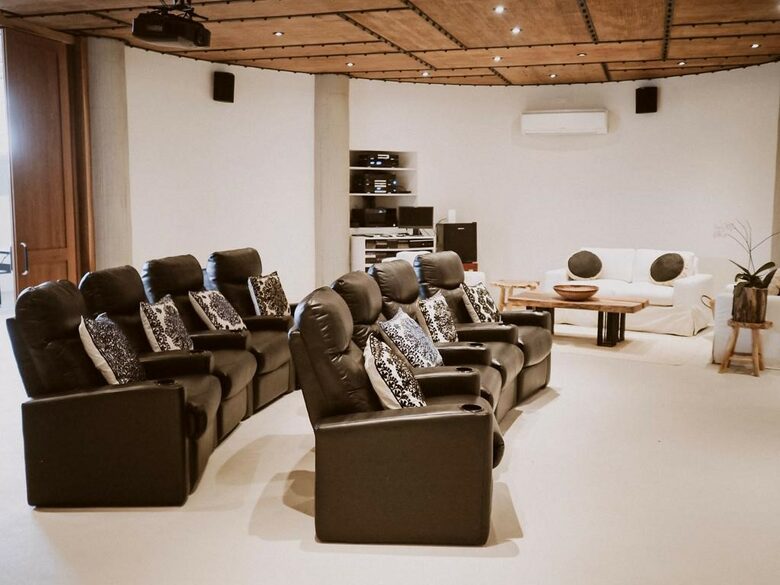 Casa Aya - Fully Staffed High Luxe Estate in Popular Apapoima - Anapoima, Colombia