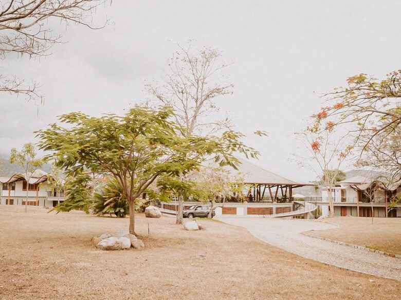 Casa Aya - Fully Staffed High Luxe Estate in Popular Apapoima - Anapoima, Colombia