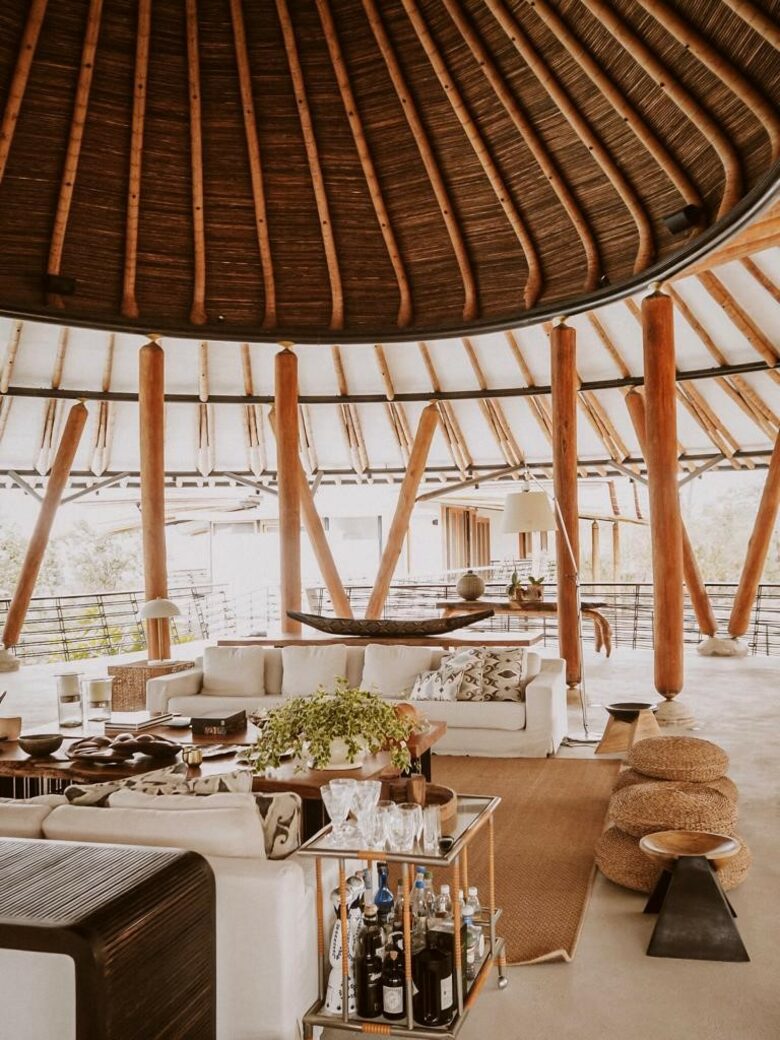 Casa Aya - Fully Staffed High Luxe Estate in Popular Apapoima - Anapoima, Colombia