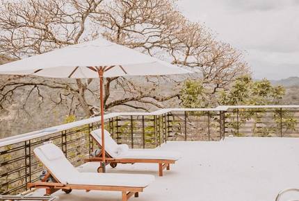 Casa Aya - Fully Staffed High Luxe Estate in Popular Apapoima - Anapoima, Colombia