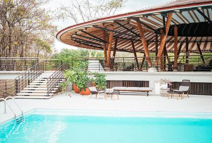 Casa Aya - Fully Staffed High Luxe Estate in Popular Apapoima - Anapoima, Colombia