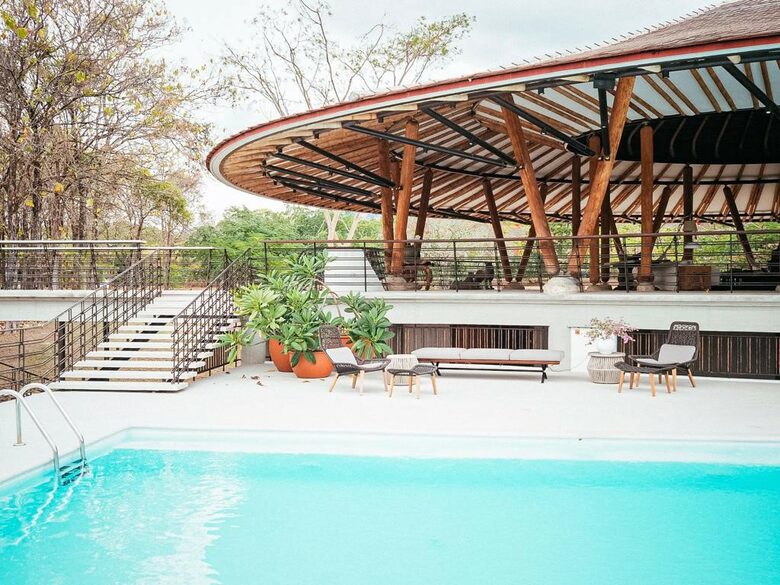 Casa Aya - Fully Staffed High Luxe Estate in Popular Apapoima - Anapoima, Colombia