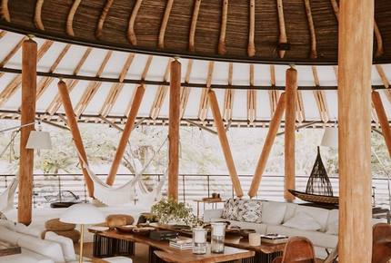 Casa Aya - Fully Staffed High Luxe Estate in Popular Apapoima - Anapoima, Colombia