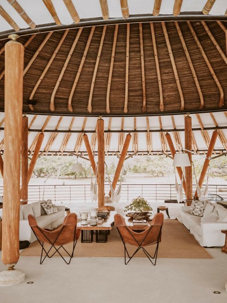 Casa Aya - Fully Staffed High Luxe Estate in Popular Apapoima - Anapoima, Colombia