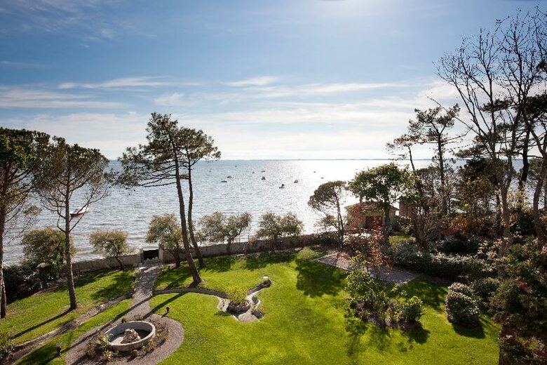 Villa La Tosca (R) - Lanton, France