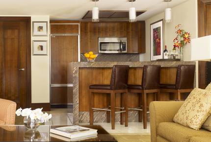 Topaz 1 BR Suite at The Reef Atlantis - Paradise Island, Bahamas