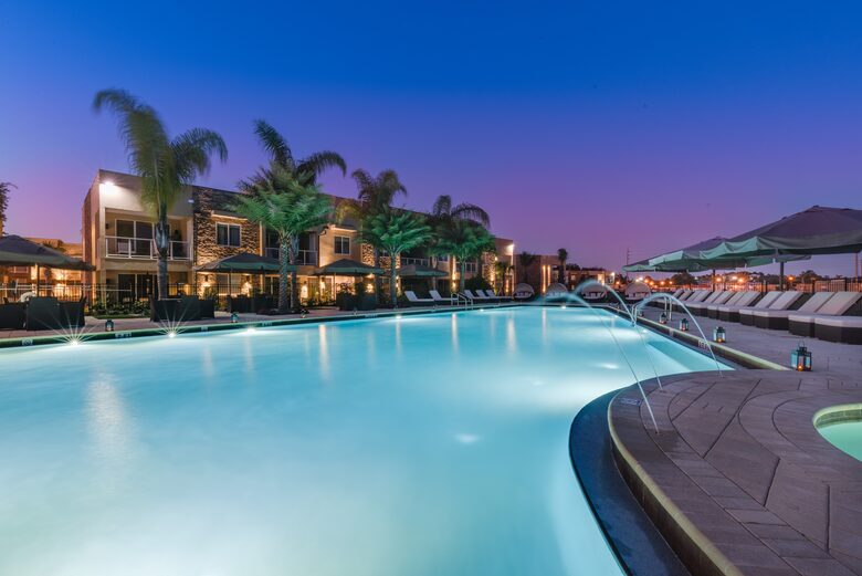 Magic Village Yards, Orlando: 4 Bedroom Suite - Kissimmee, Florida