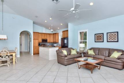 Neapolitan Vacation Home - Naples, Florida