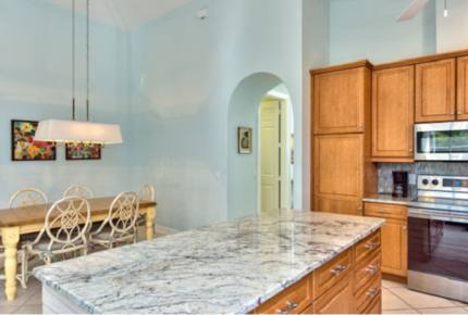 Neapolitan Vacation Home - Naples, Florida