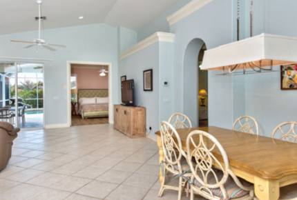 Neapolitan Vacation Home - Naples, Florida