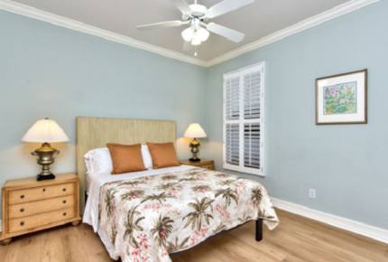 Neapolitan Vacation Home - Naples, Florida