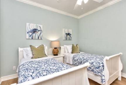 Neapolitan Vacation Home - Naples, Florida