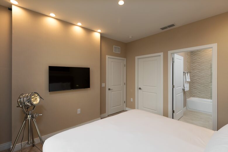 Magic Village Views, Orlando - 4 Bedroom Suite - Kissimmee, Florida