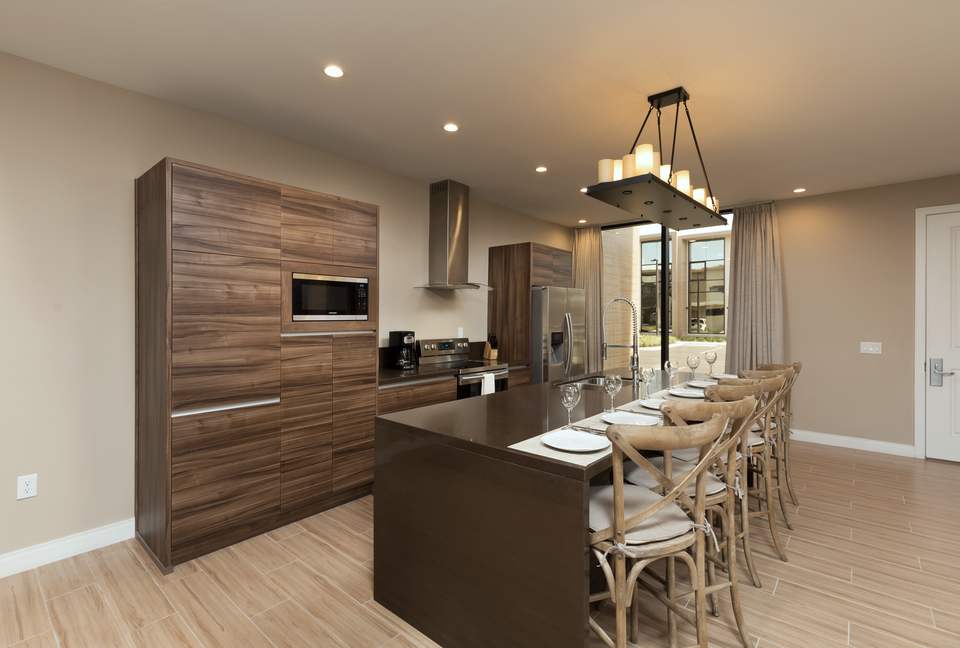 Magic Village Views, Orlando - 4 Bedroom Suite - Kissimmee, Florida