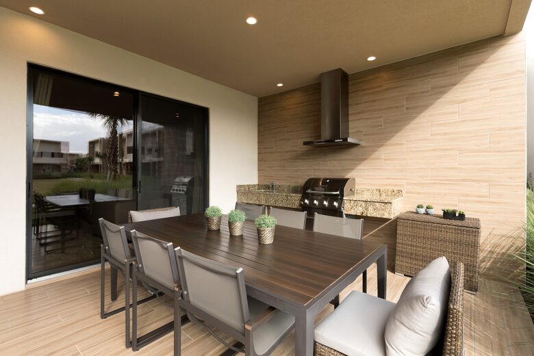 Magic Village Views, Orlando - 4 Bedroom Suite - Kissimmee, Florida