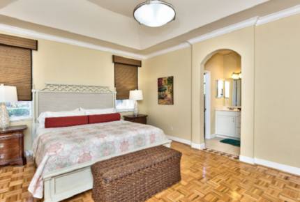 Tuscan Style Vacation Home - Naples, Florida