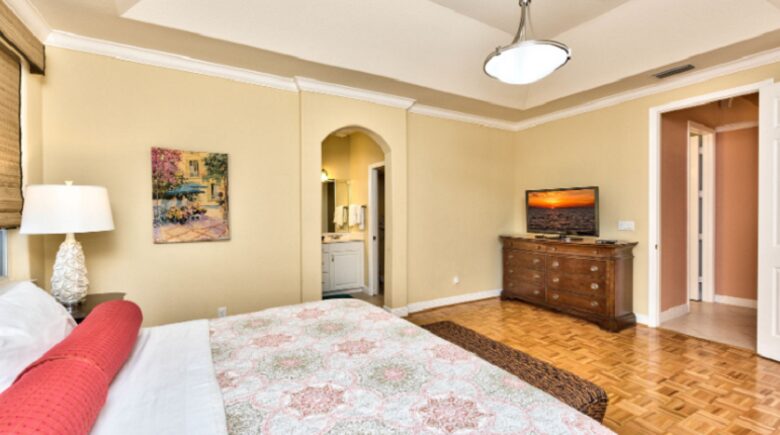 Tuscan Style Vacation Home - Naples, Florida