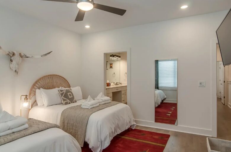 Beachy Nashville Residence - Nashville, Tennessee