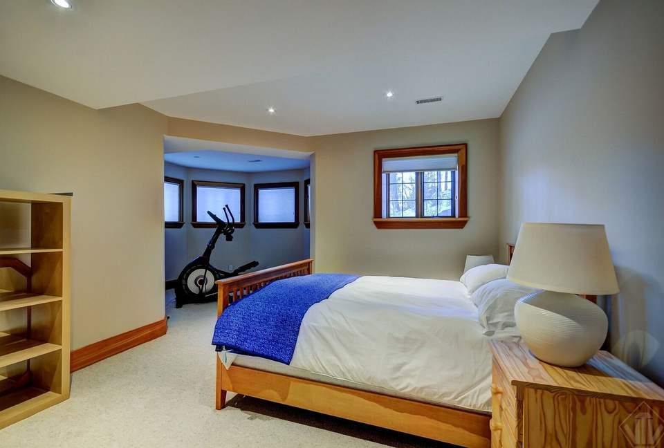 Lake of Bays Cottage - Baysville, Canada