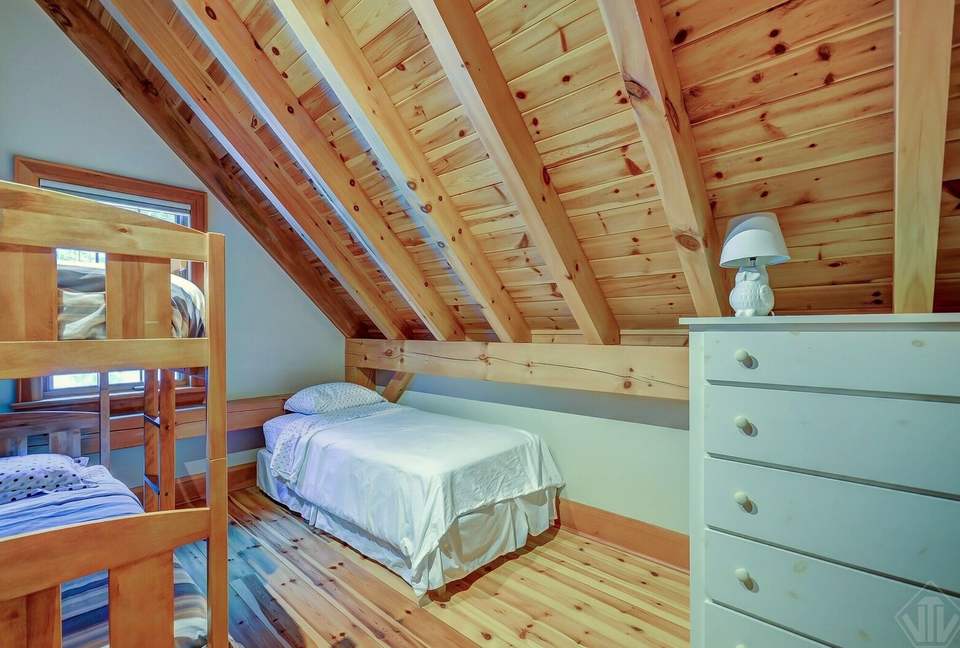 Lake of Bays Cottage - Baysville, Canada