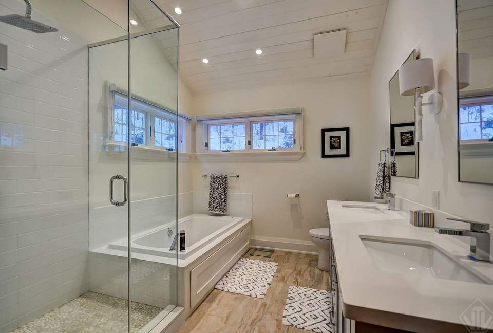 Lake of Bays Cottage - Baysville, Canada