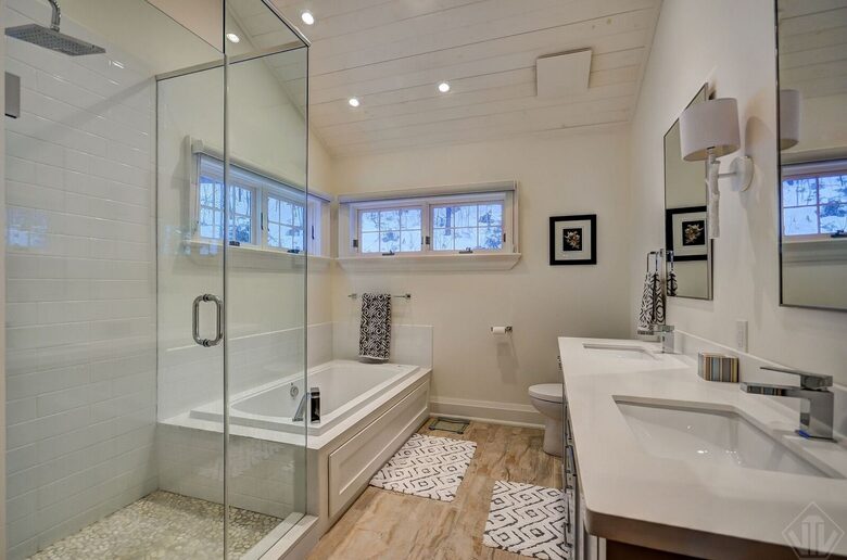 Lake of Bays Cottage - Baysville, Canada