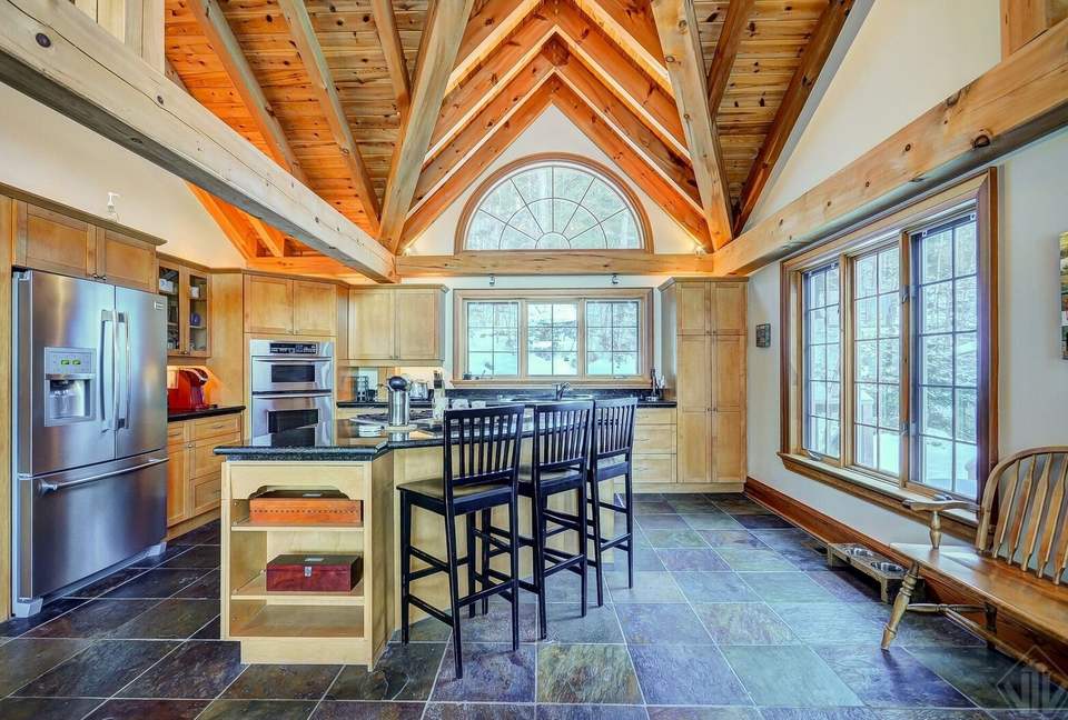 Lake of Bays Cottage - Baysville, Canada