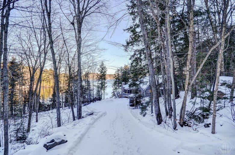 Lake of Bays Cottage - Baysville, Canada