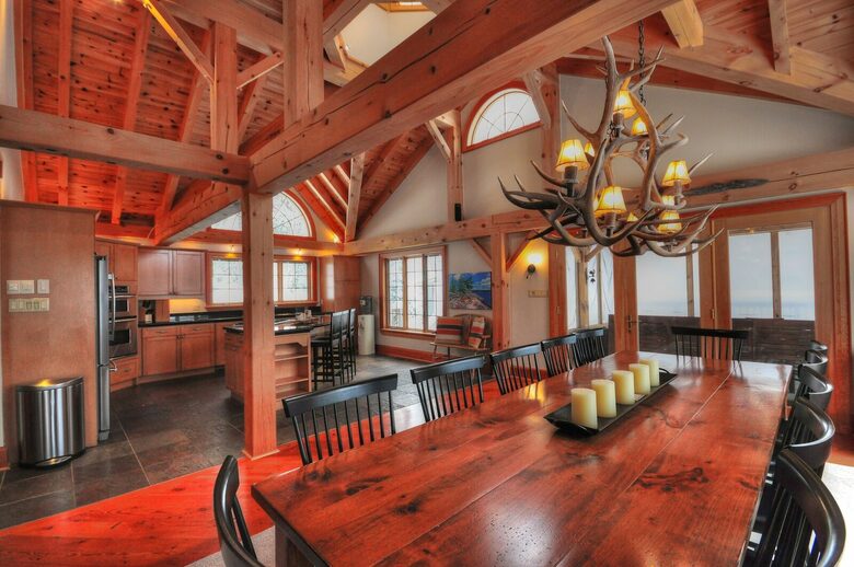 Lake of Bays Cottage - Baysville, Canada