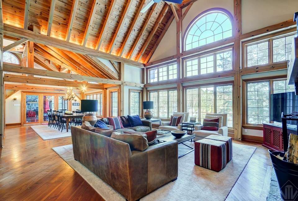 Lake of Bays Cottage - Baysville, Canada