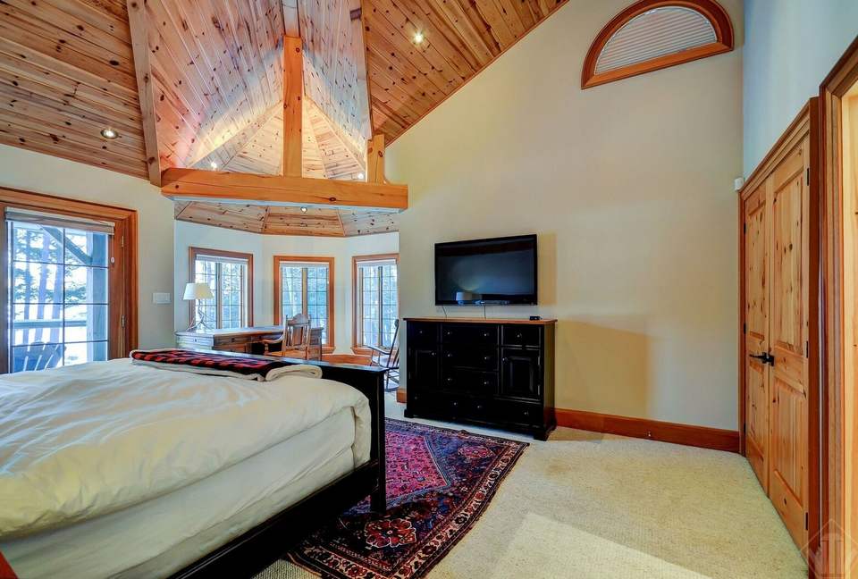 Lake of Bays Cottage - Baysville, Canada