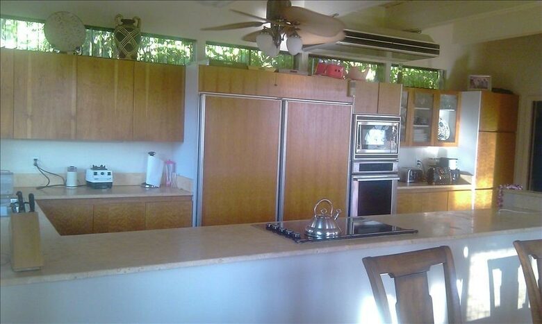 Beautiful Diamond Head Beach Retreat - Honolulu, Oahu, Hawaii