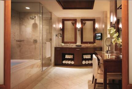 Topaz 1 BR Suite at The Reef Atlantis - Paradise Island, Bahamas