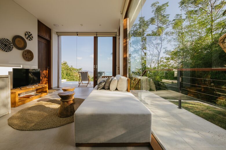 Selong Selo Elevated Villa - Selong Belanak, Indonesia