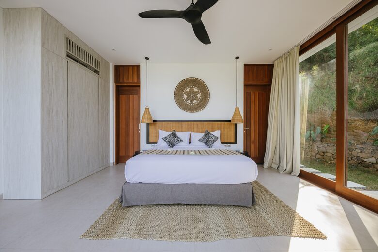 Selong Selo Elevated Villa - Selong Belanak, Indonesia