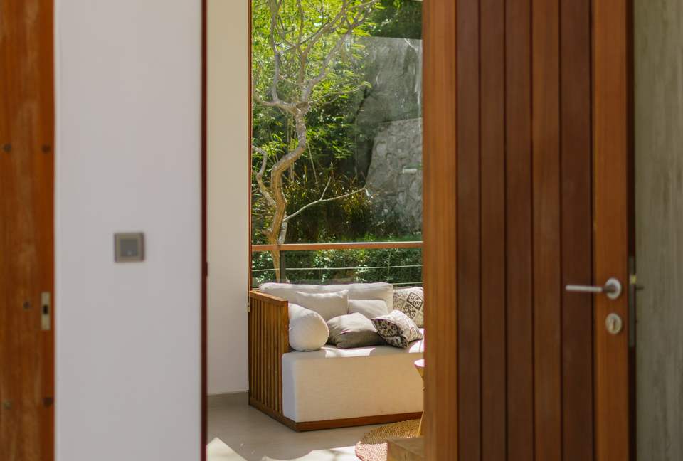 Selong Selo Elevated Villa - Selong Belanak, Indonesia