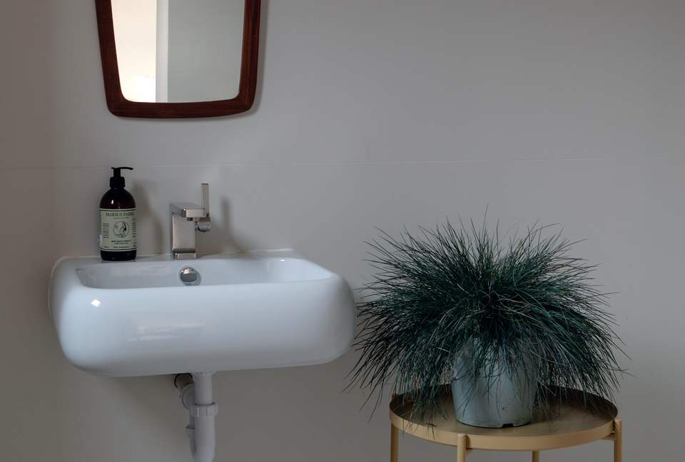 Dun Aluinn (R) - Aberfeldy, Scotland, United Kingdom