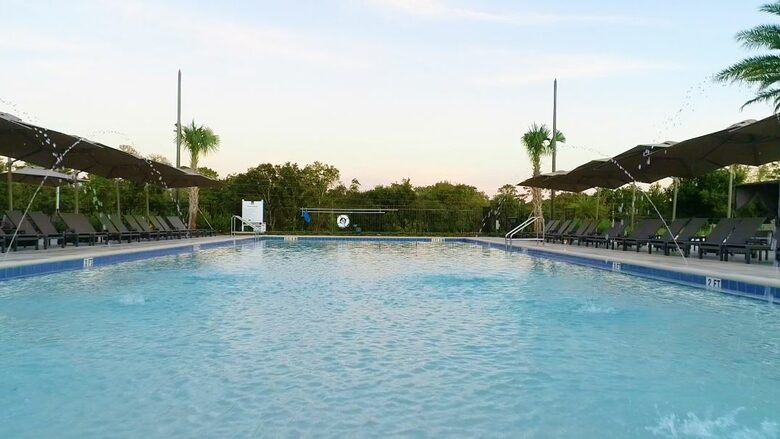 Magic Village Views, Orlando - 4 Bedroom Suite - Kissimmee, Florida