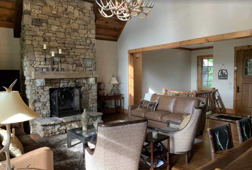 Balsam Mountain Getaway - Many Luxe Amenities and Arnold Palmer Signature Course! - Sylva, North Carolina