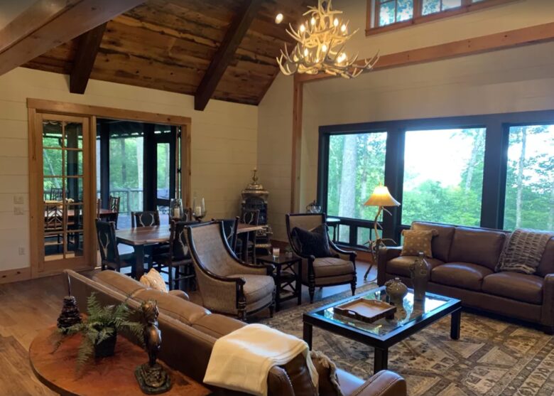 Balsam Mountain Getaway - Many Luxe Amenities and Arnold Palmer Signature Course! - Sylva, North Carolina