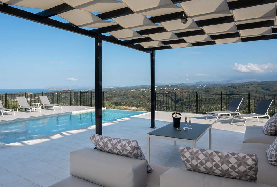 Zentrum Sea View Villa - Chania, Greece