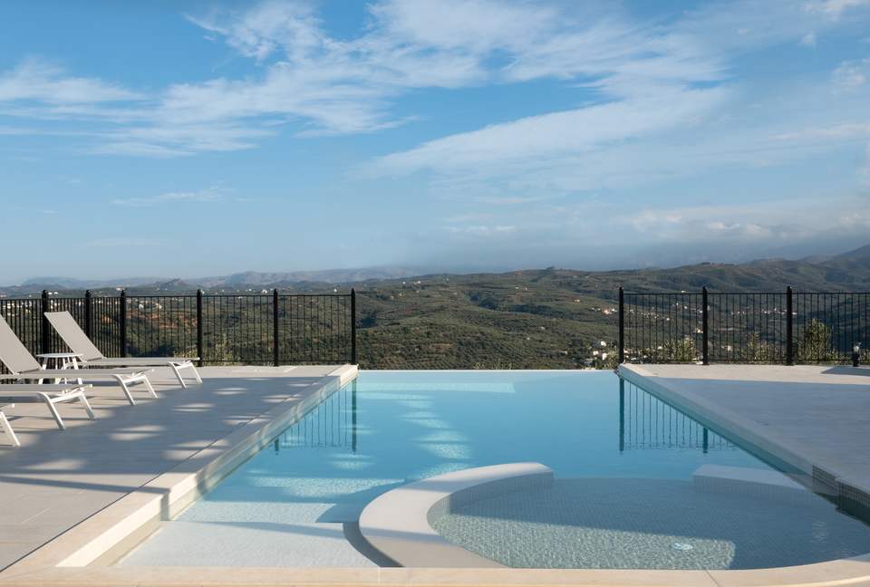 Zentrum Sea View Villa - Chania, Greece