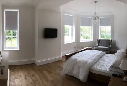 Invergare Castle - Helensburgh, United Kingdom