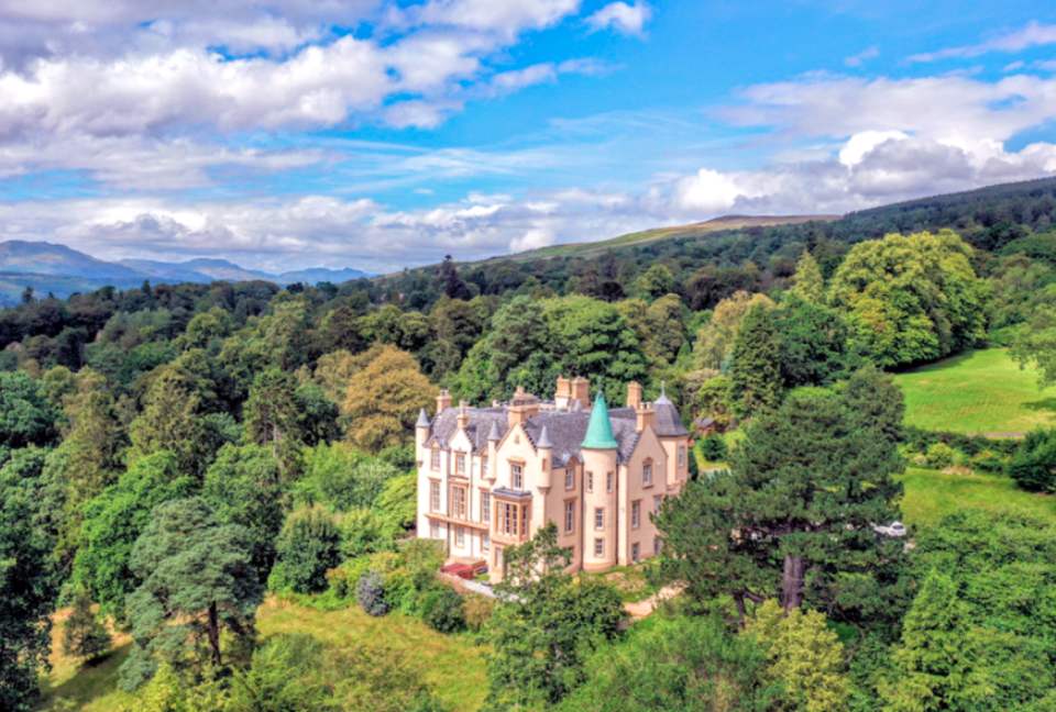 Invergare Castle - Helensburgh, United Kingdom