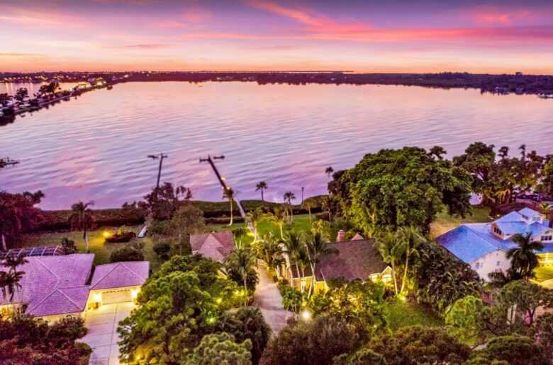 Bradenton Bayside Home - Bradenton, Florida