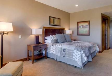 Welk's Northstar Lodge - Three Bedroom Residence - Truckee, California