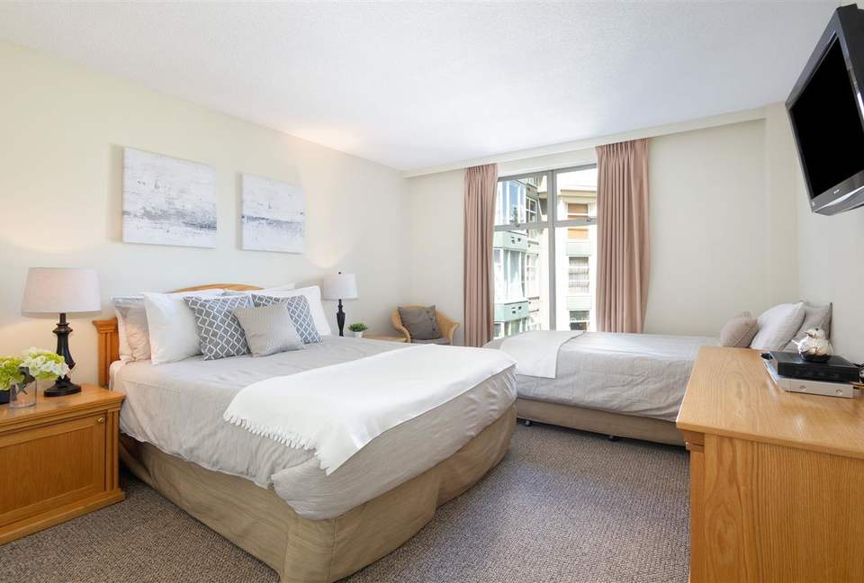 The Woodrun Lodge - Whistler, Canada