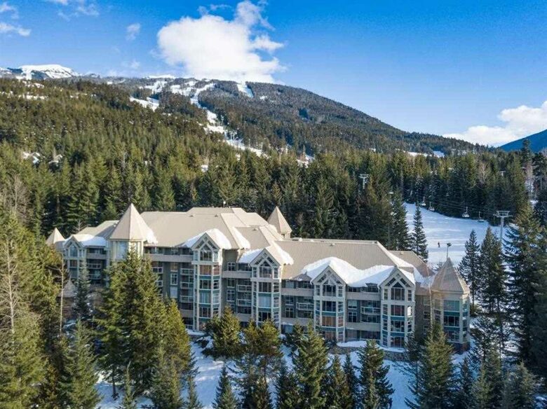 The Woodrun Lodge - Whistler, Canada