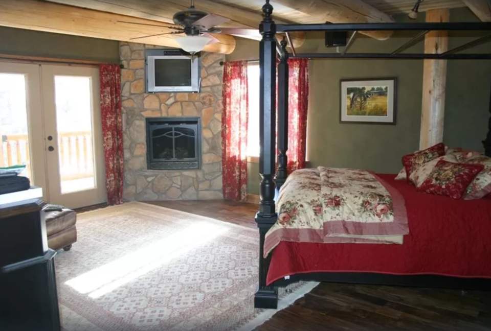 Luxury Log Mountain Home - Close to Wolf Creek! - Pagosa Springs, Colorado